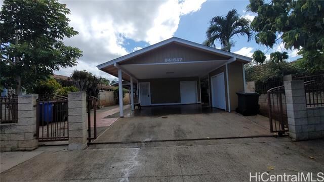 Property Photo:  94-647 Kupuna Loop  HI 96797 