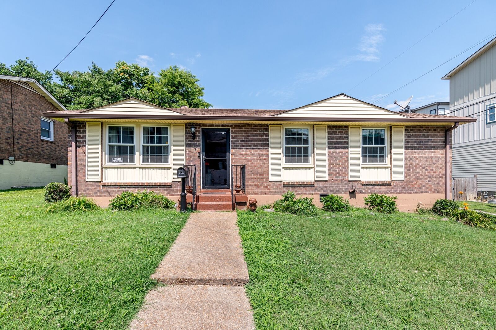 Property Photo: 1006 Southside Ave TN 37203