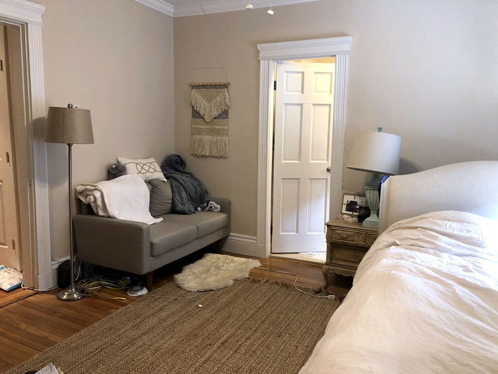 Property Photo: 31 Queensberry St. 6 MA 02215