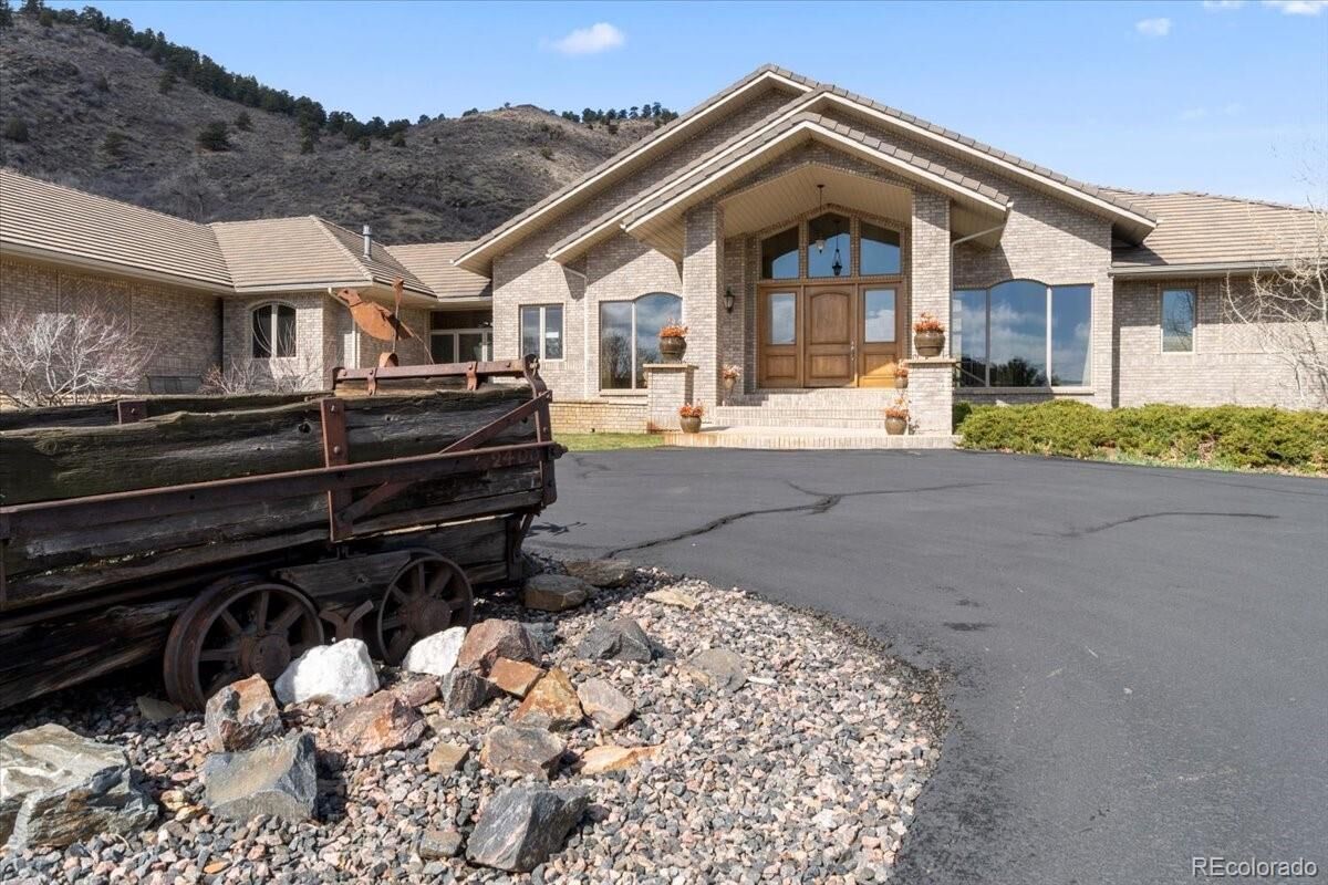 Property Photo:  5881 Deer Meadow Trail  CO 80403 