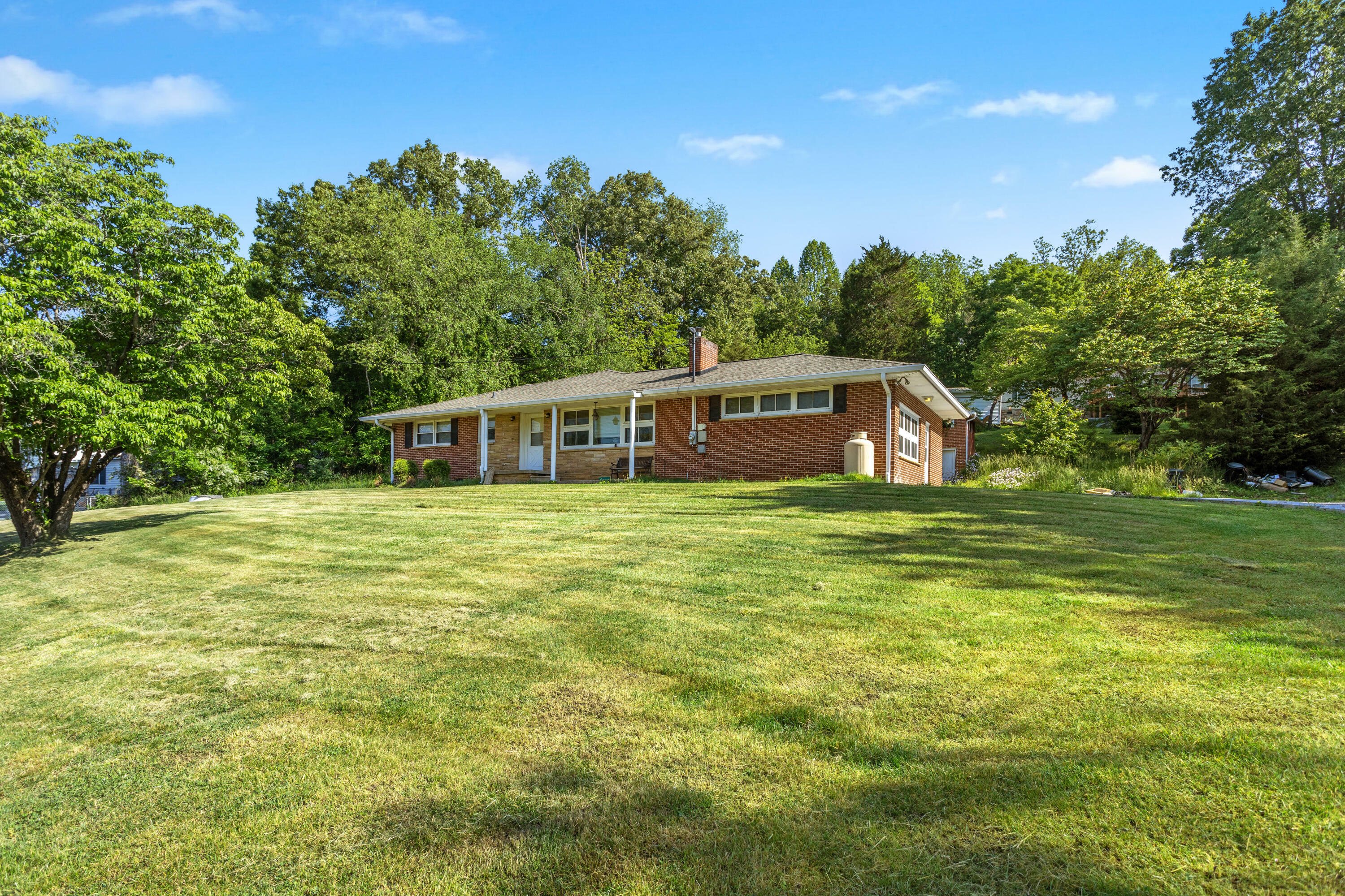 Property Photo:  3849 Highway 126  TN 37617 