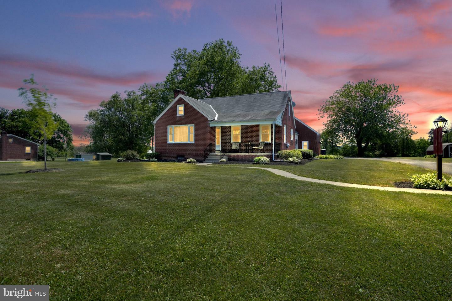 Property Photo: 1944 Hoffmansville Road PA 19435