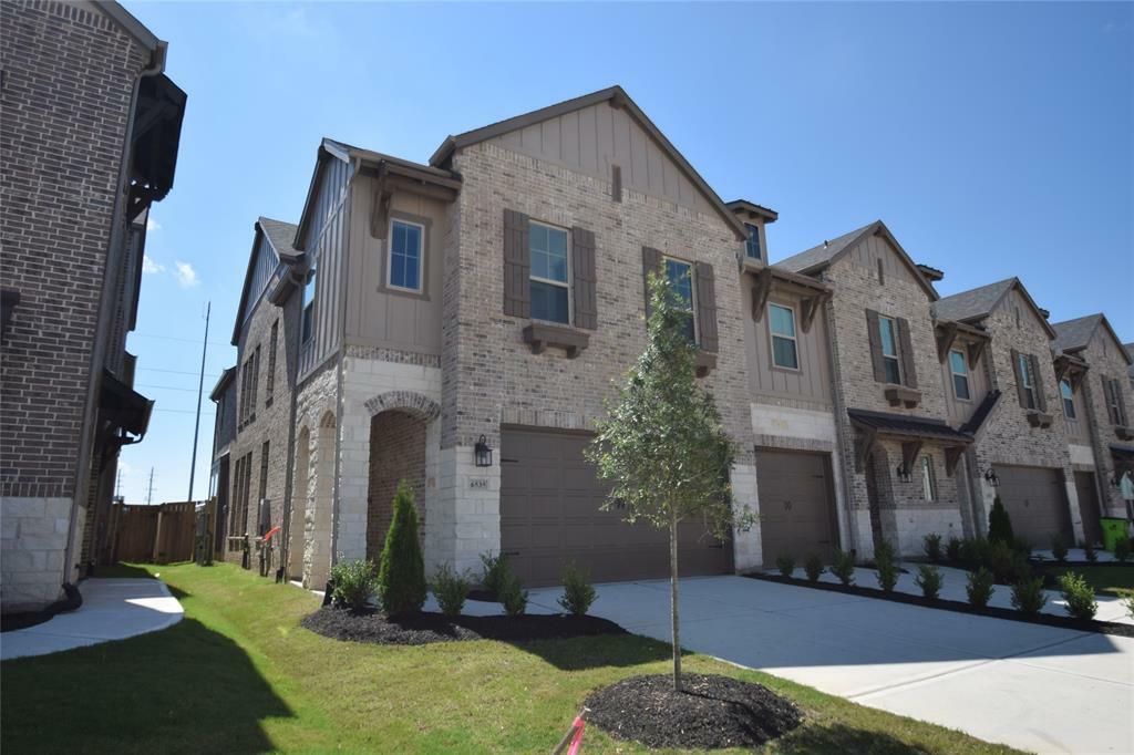 Property Photo: 6535 Scarlet Pond Lane TX 77441