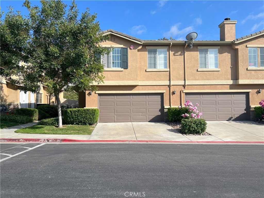 Property Photo:  33417 Emerson Way B  CA 92592 