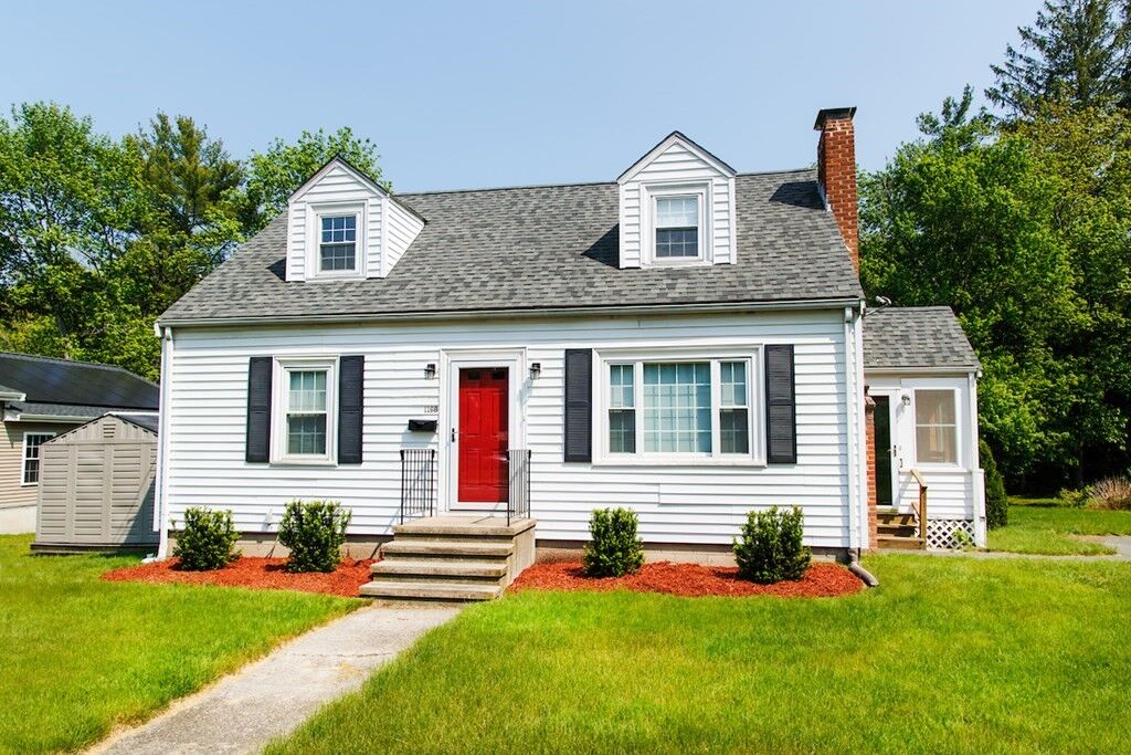Property Photo: 1188 Main St MA 02081