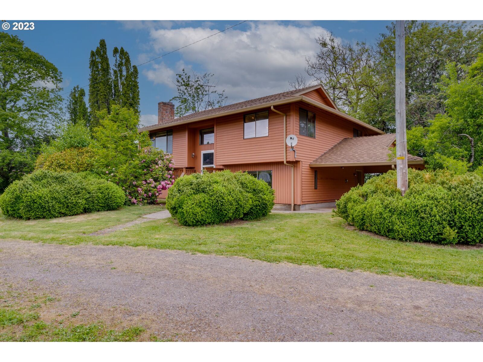 Property Photo:  6617 NE 72nd Ave  WA 98661 