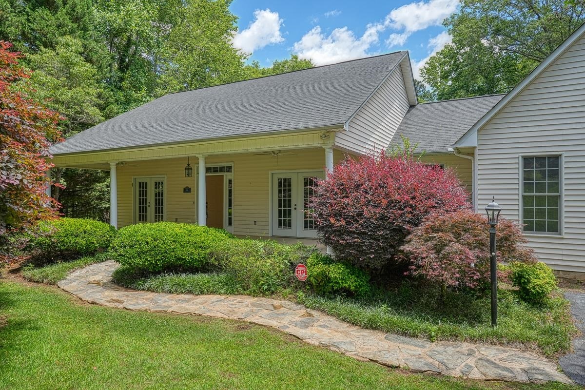 Property Photo:  161 Glenbrook Drive  SC 29307 