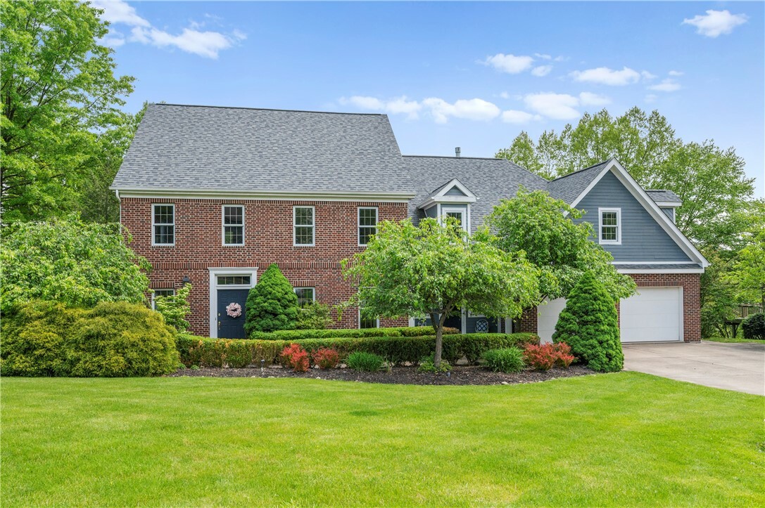 Property Photo:  103 Golfview Dr  PA 15044 