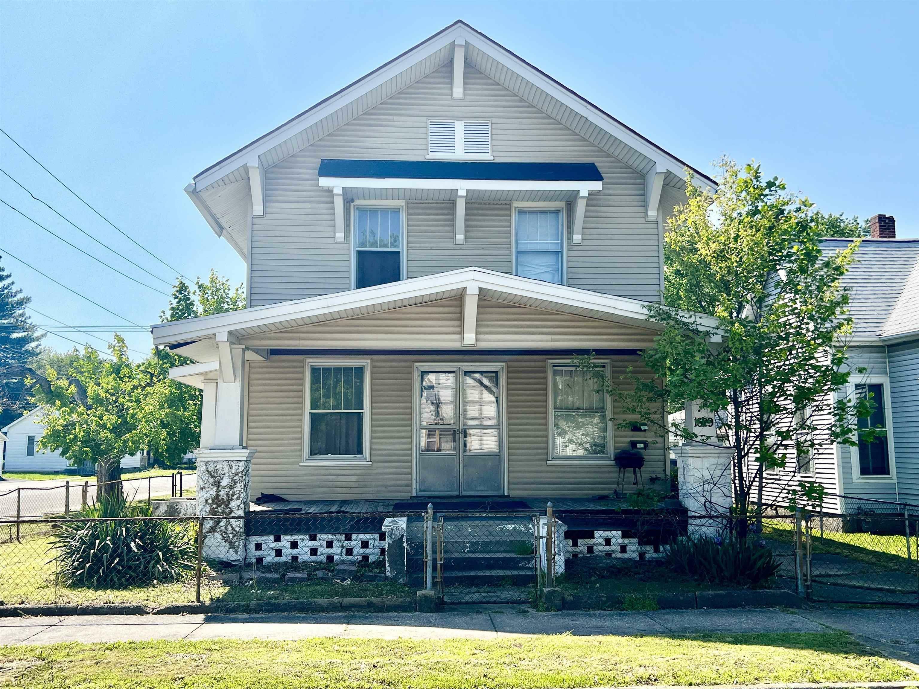Property Photo: 1629 Ewing Avenue IN 47712