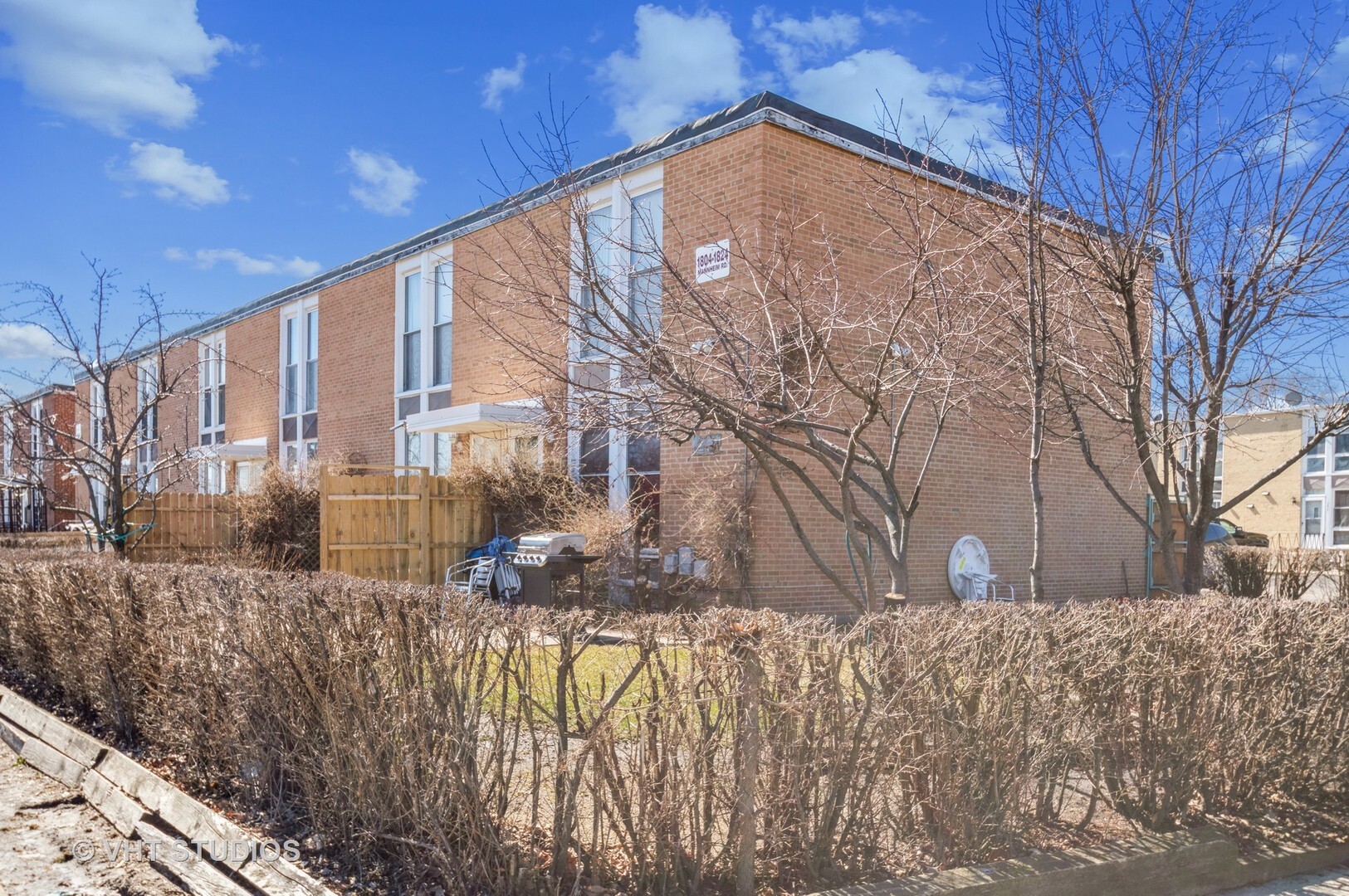 Property Photo: 1816 Mannheim Road 1816 IL 60018