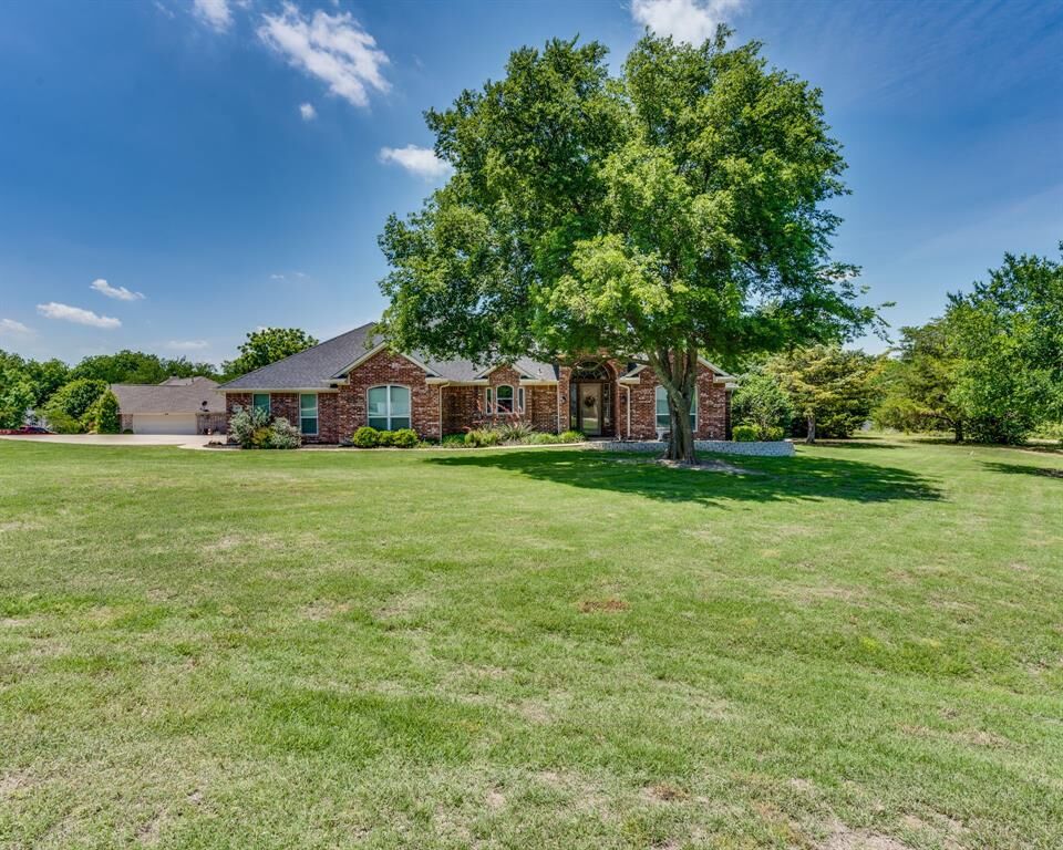 Photo de la propriété:  4231 Tracey Court  TX 76065 