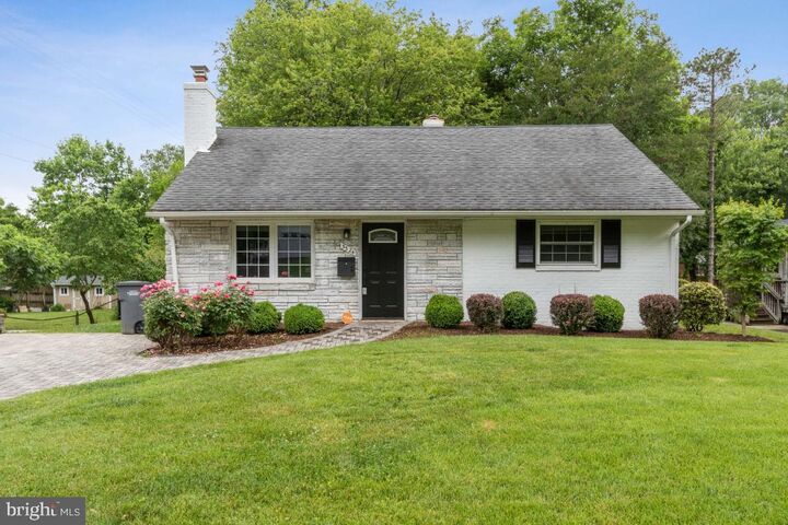 3324 Slade Run Drive  Falls Church VA 22042 photo