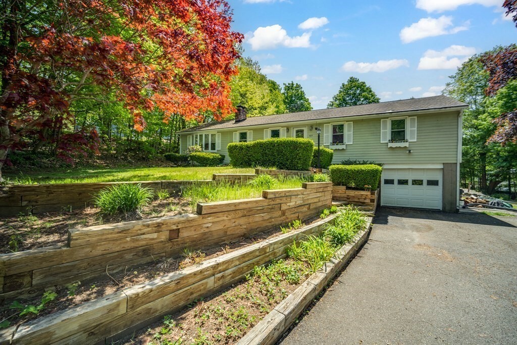 Property Photo: 505 Allen Rd MA 01007