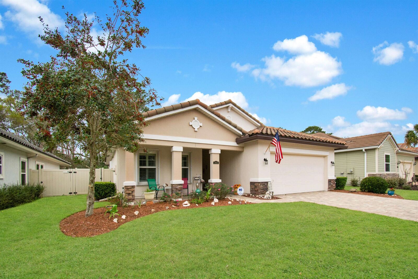 Property Photo: 165 Portada Drive FL 32095