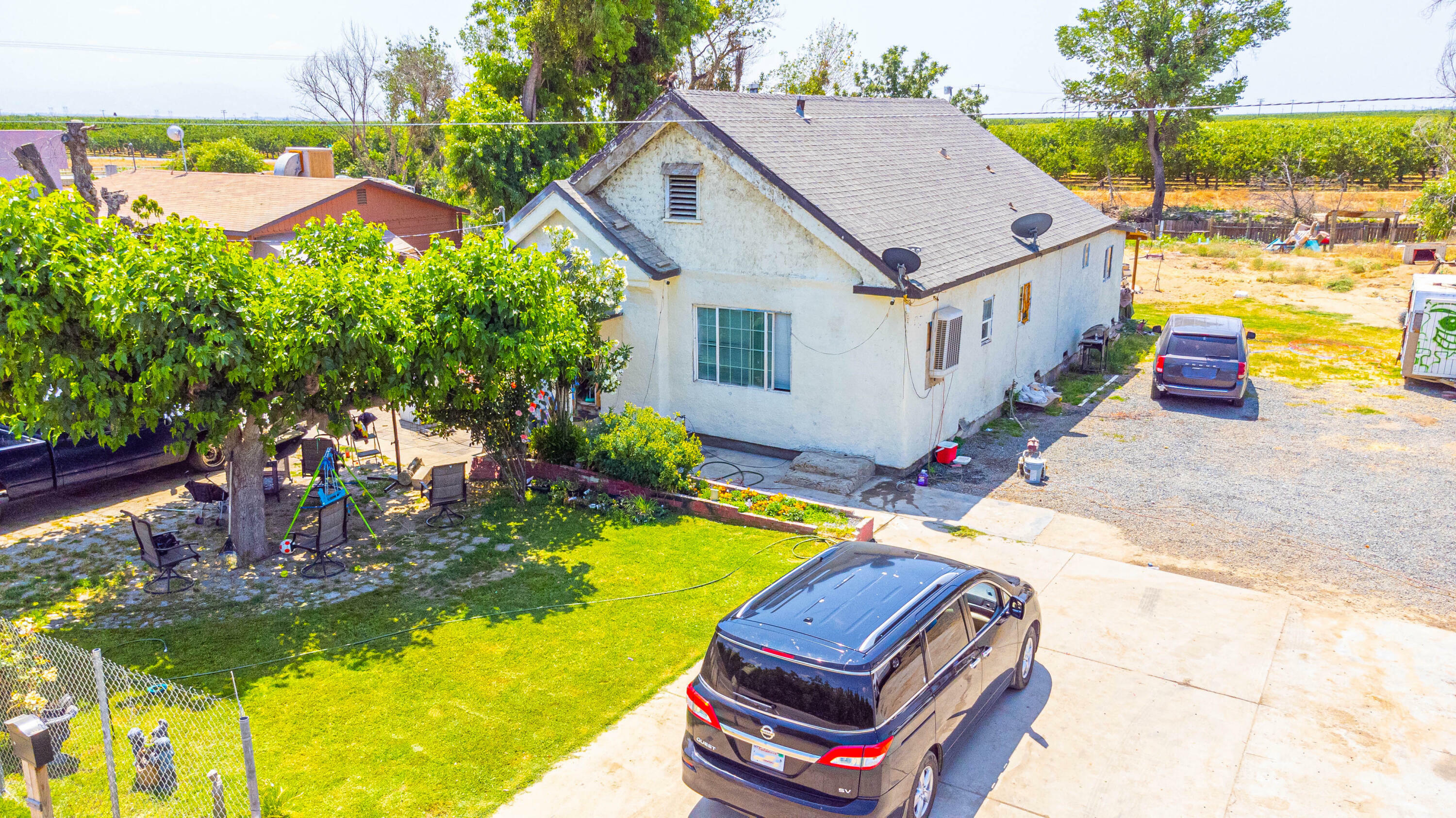 Property Photo:  19149 Avenue 96  CA 93270 