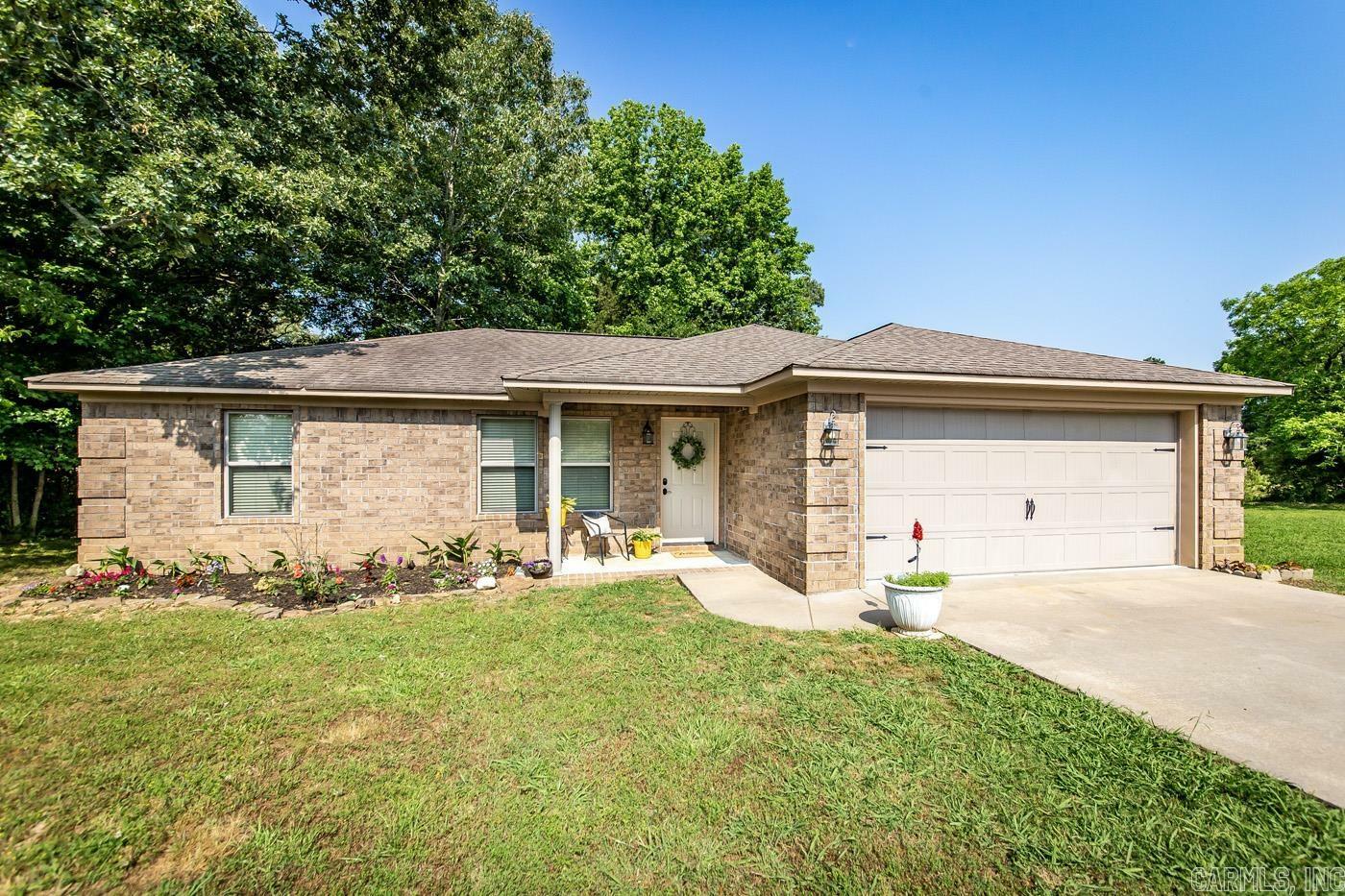 Property Photo:  11 Martin Avenue  AR 72058 