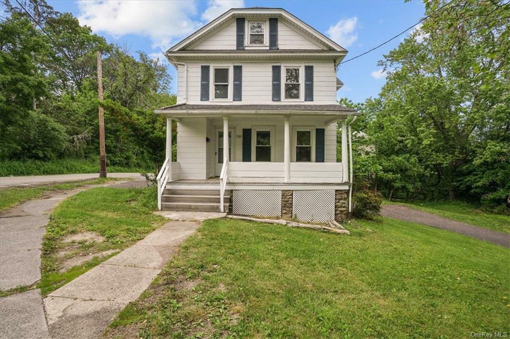 Property Photo:  225 Mill Street  NY 10950 