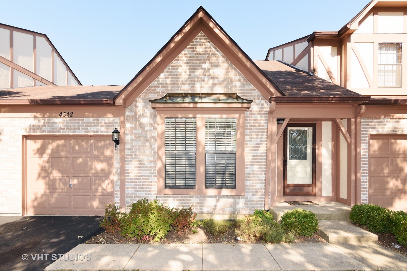 Property Photo: 4542 Topaz Drive IL 60192