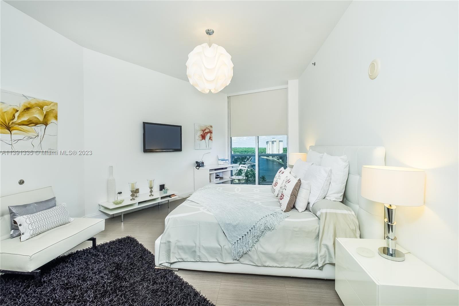 Property Photo: 15811 Collins Ave 705 FL 33160