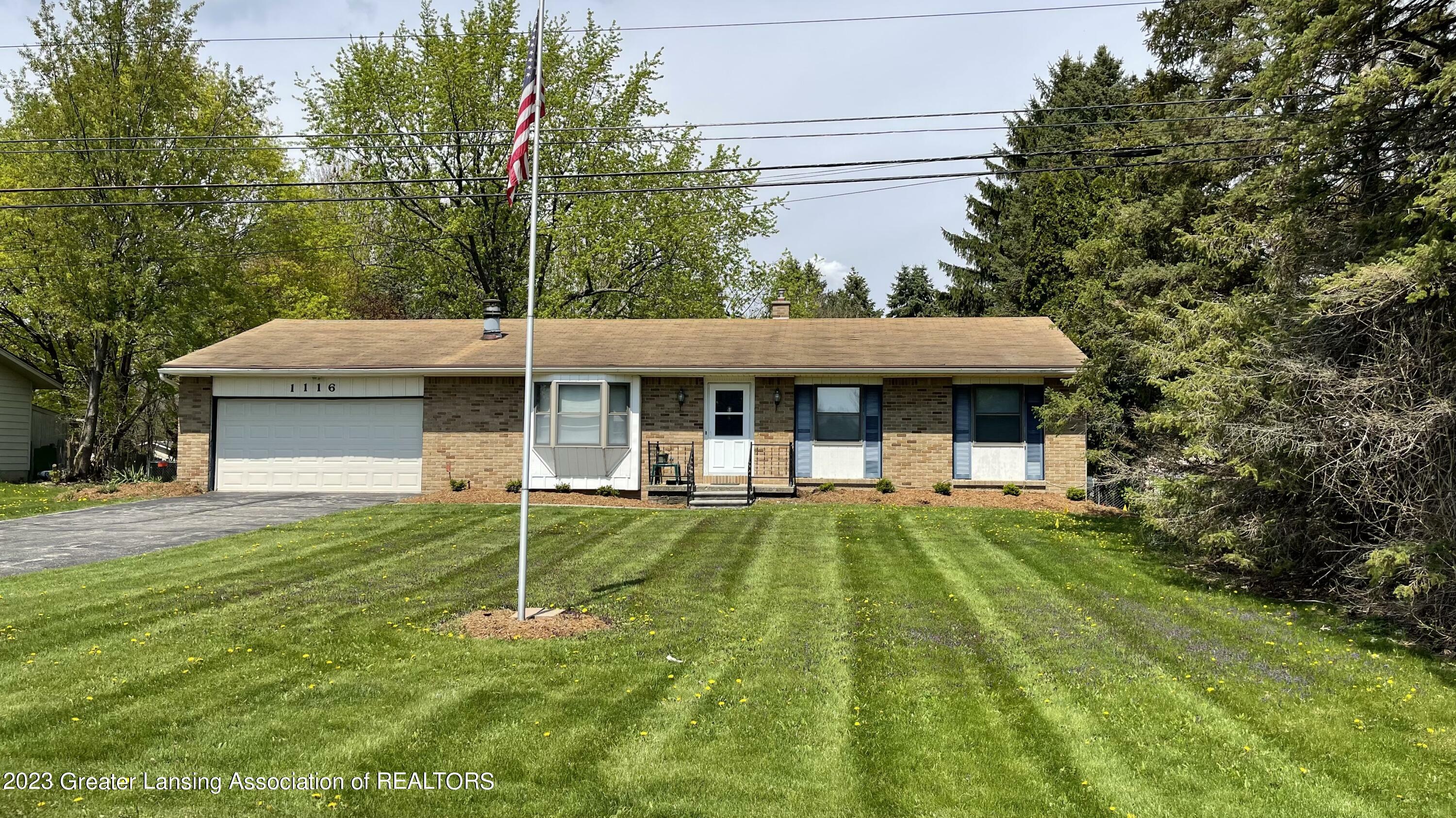 Property Photo:  1116 W Herbison Drive  MI 48820 