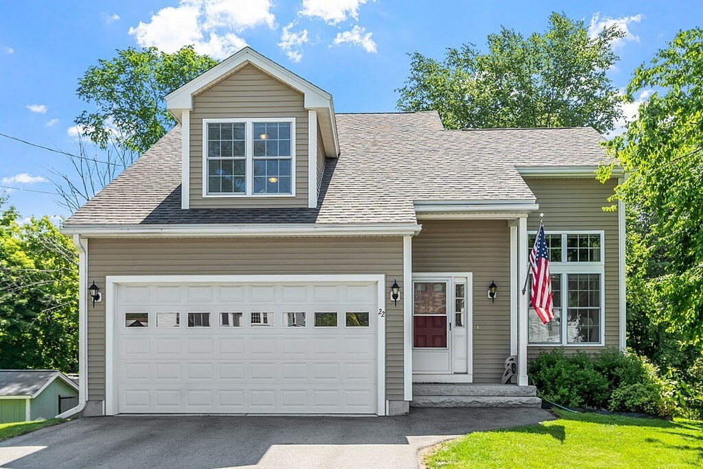 Property Photo: 22 Tyngsboro Rd MA 01826