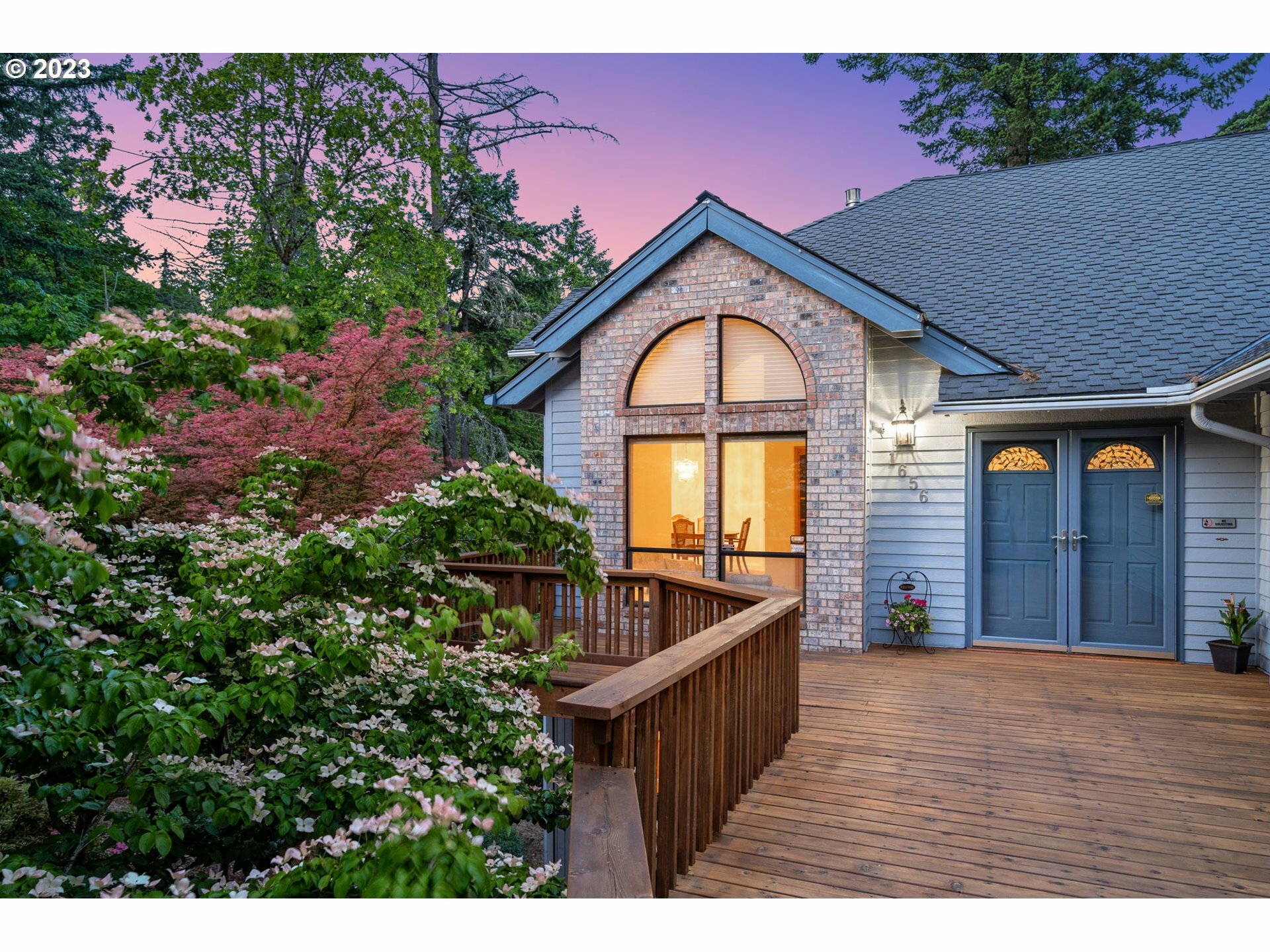 Property Photo: 1656 NW 118th Ct OR 97229