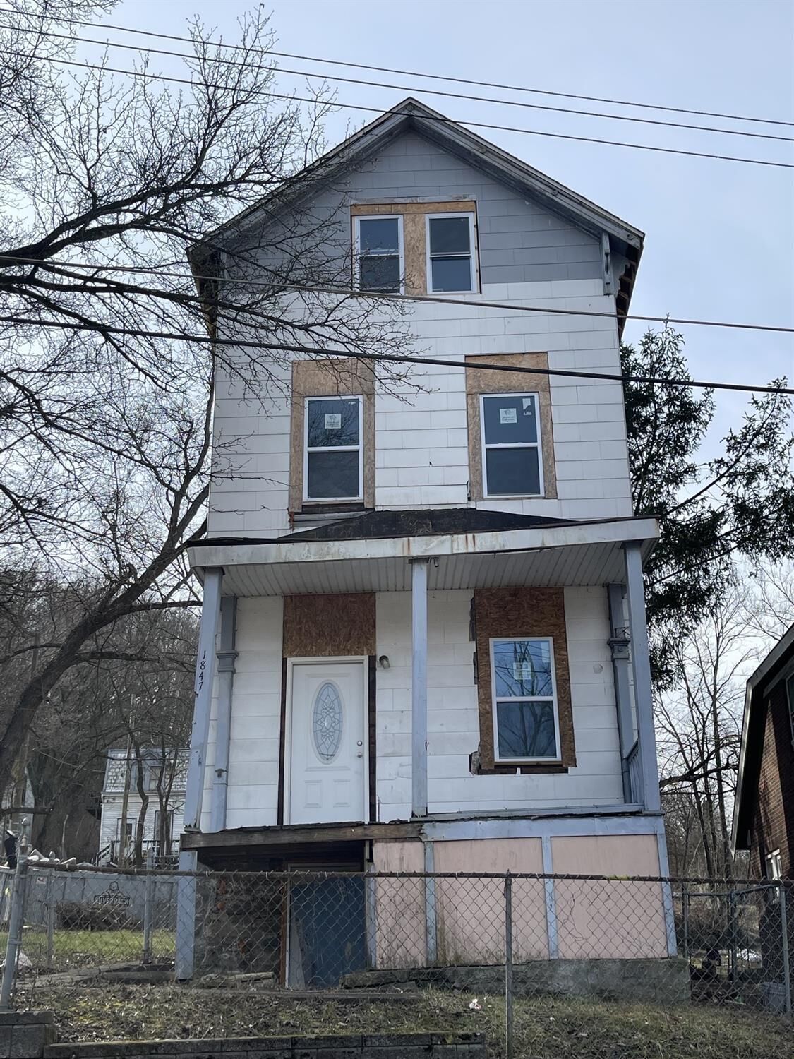 Property Photo: 1847 Forbus St OH 45214
