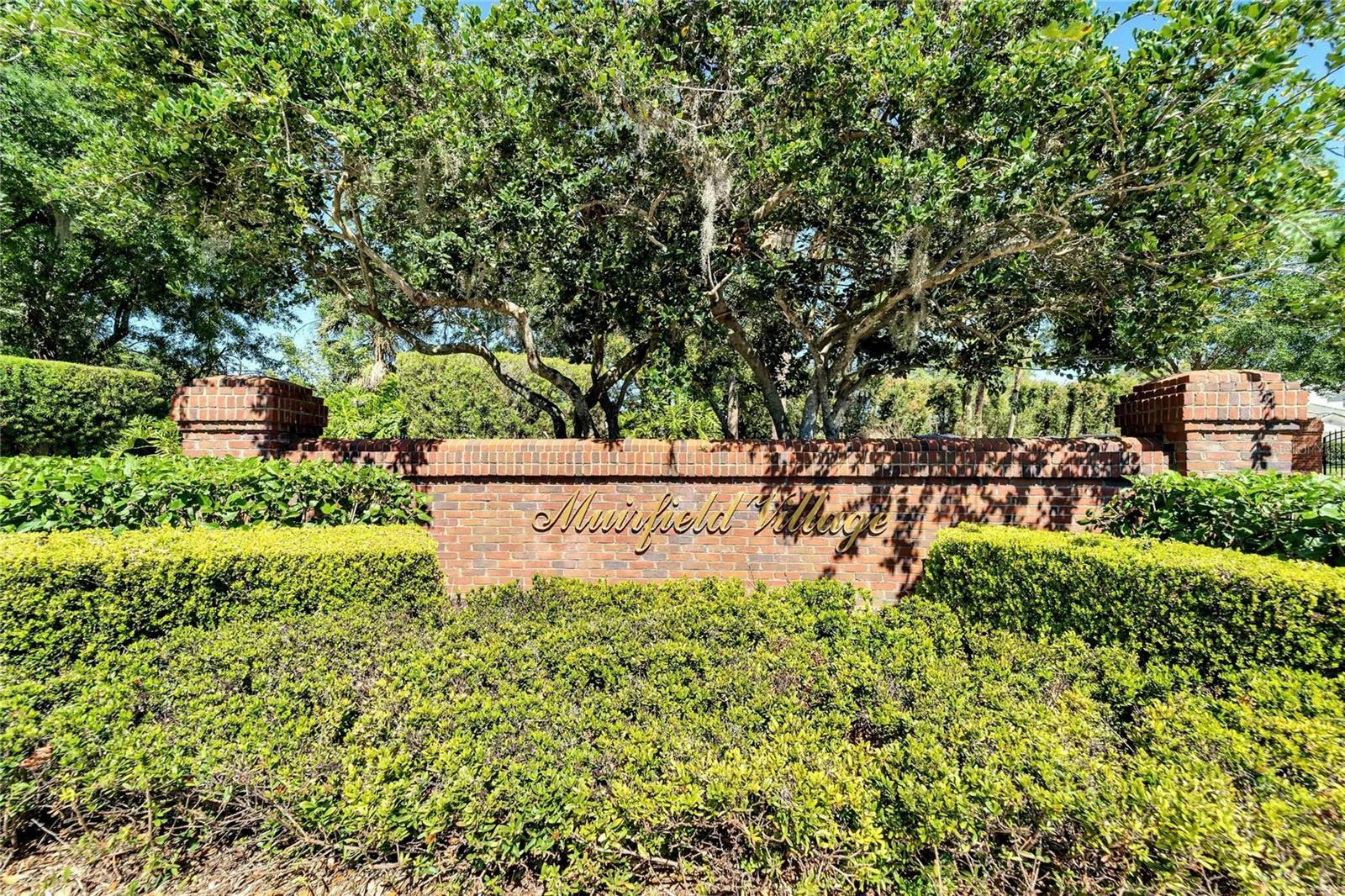 Property Photo:  776 Grasslands Village Circle 776  FL 33803 