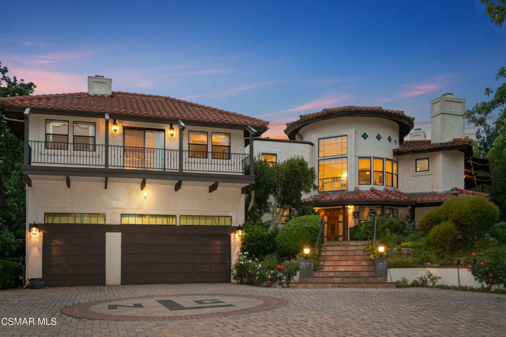 Property Photo: 5607 S Rim Street CA 91362