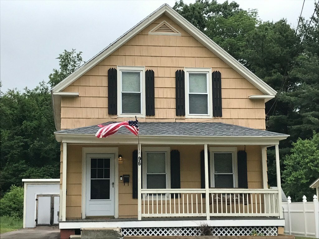 Property Photo: 96 Apricot St MA 01608