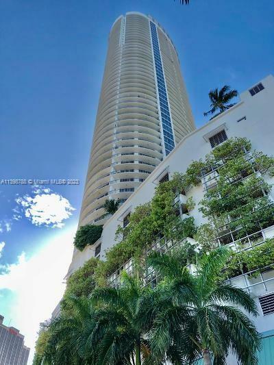 Property Photo:  1750 N Bayshore Dr 1708  FL 33132 