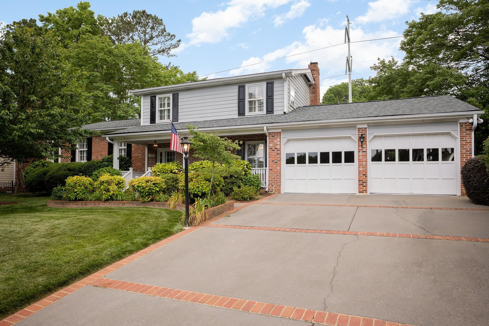 Property Photo:  2909 Glen Burnie Road  NC 27607 