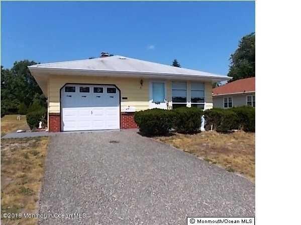 Property Photo:  11 Martinique Drive  NJ 08757 