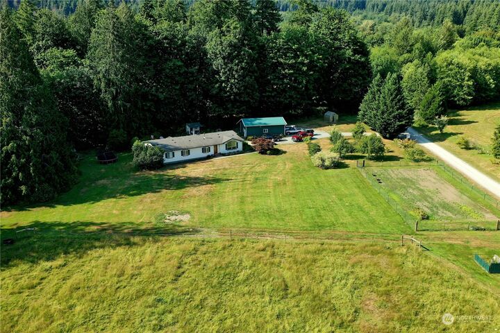 Property Photo: 32104 369th Avenue NE WA 98223