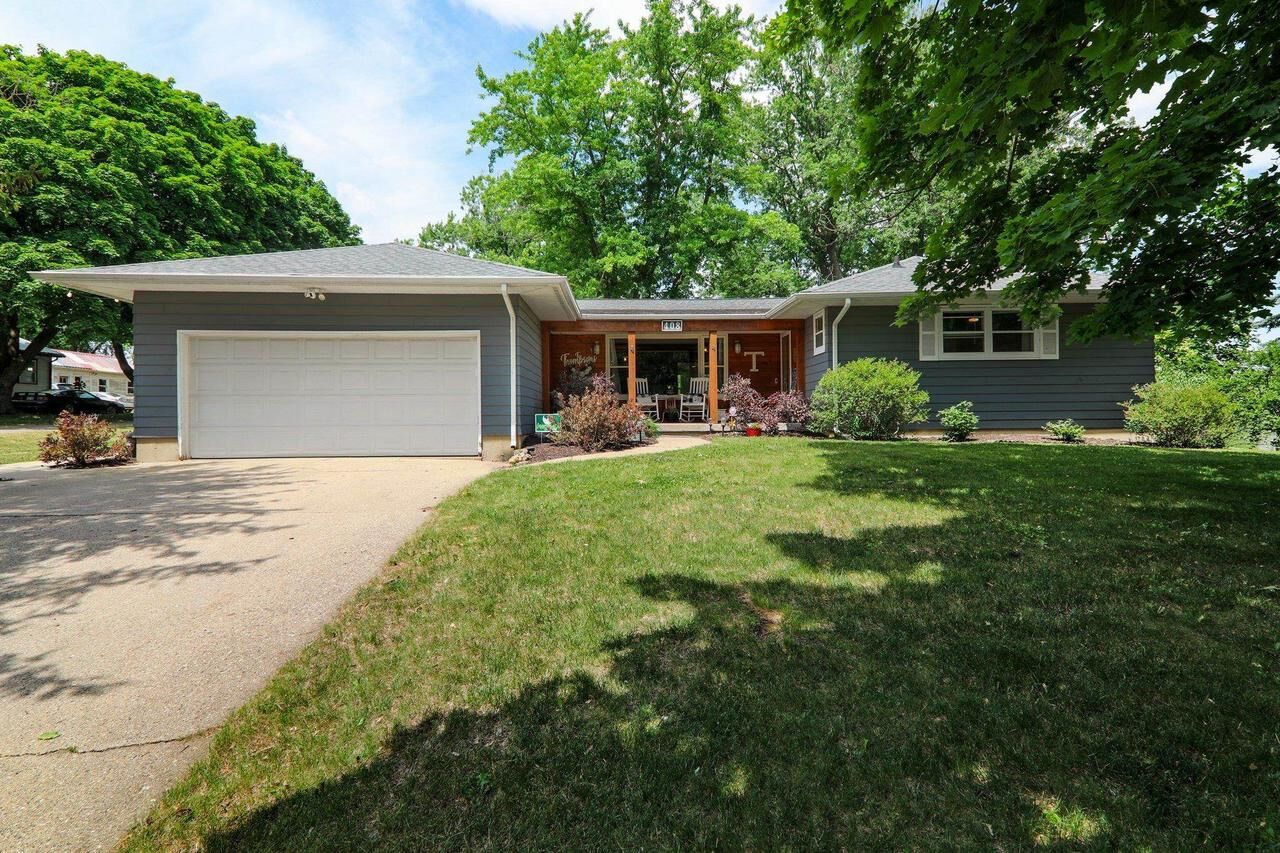 Property Photo:  408 West North Street  WI 53533 