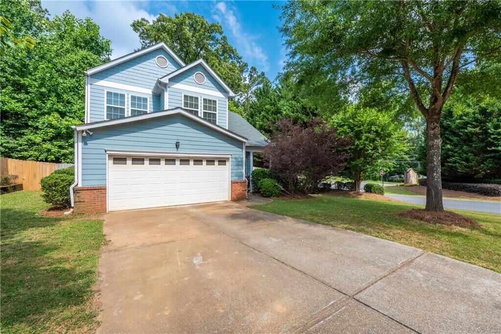 Property Photo:  200 Cole Court  GA 30114 