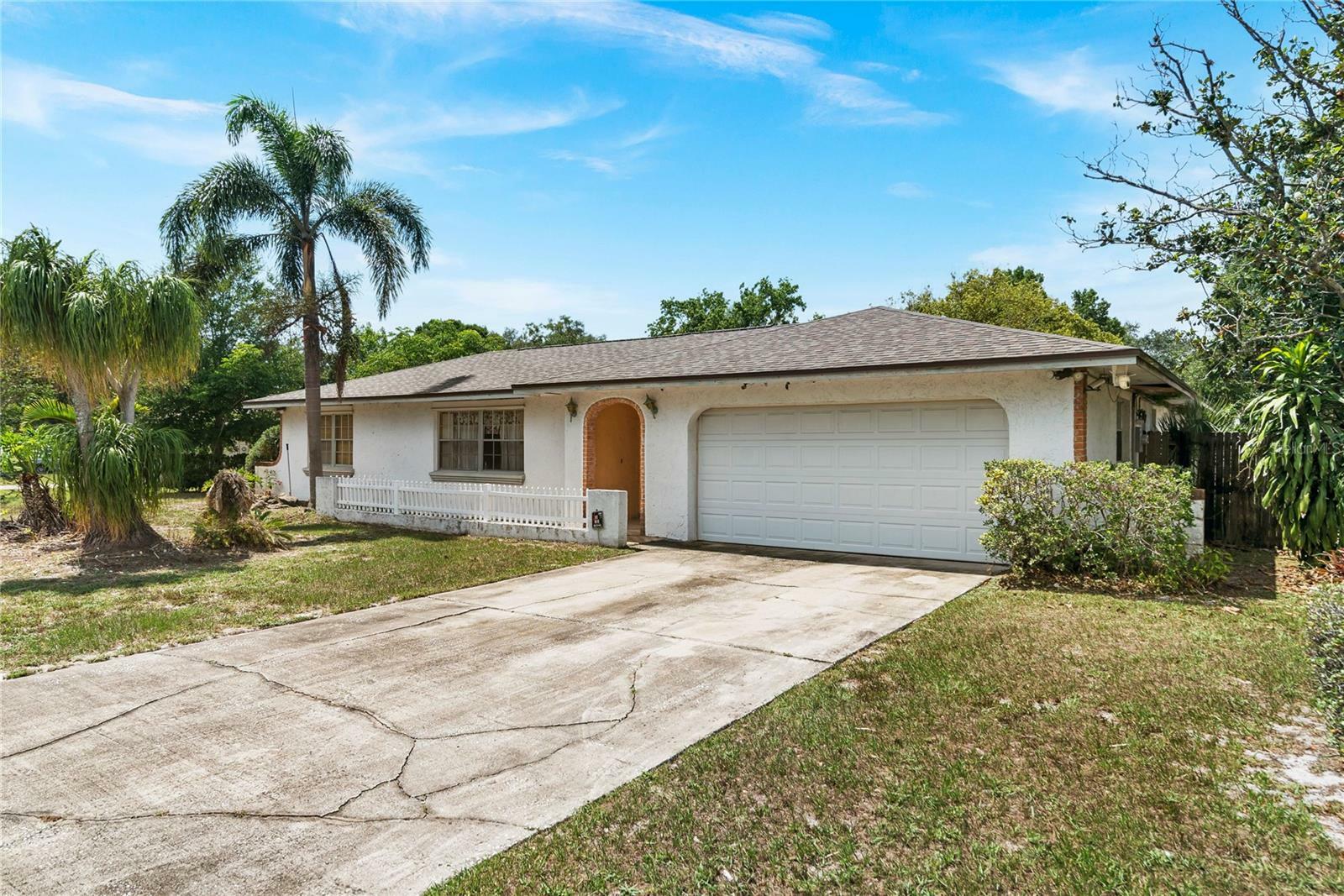 Property Photo:  8119 Sandberry Blvd  FL 32819 