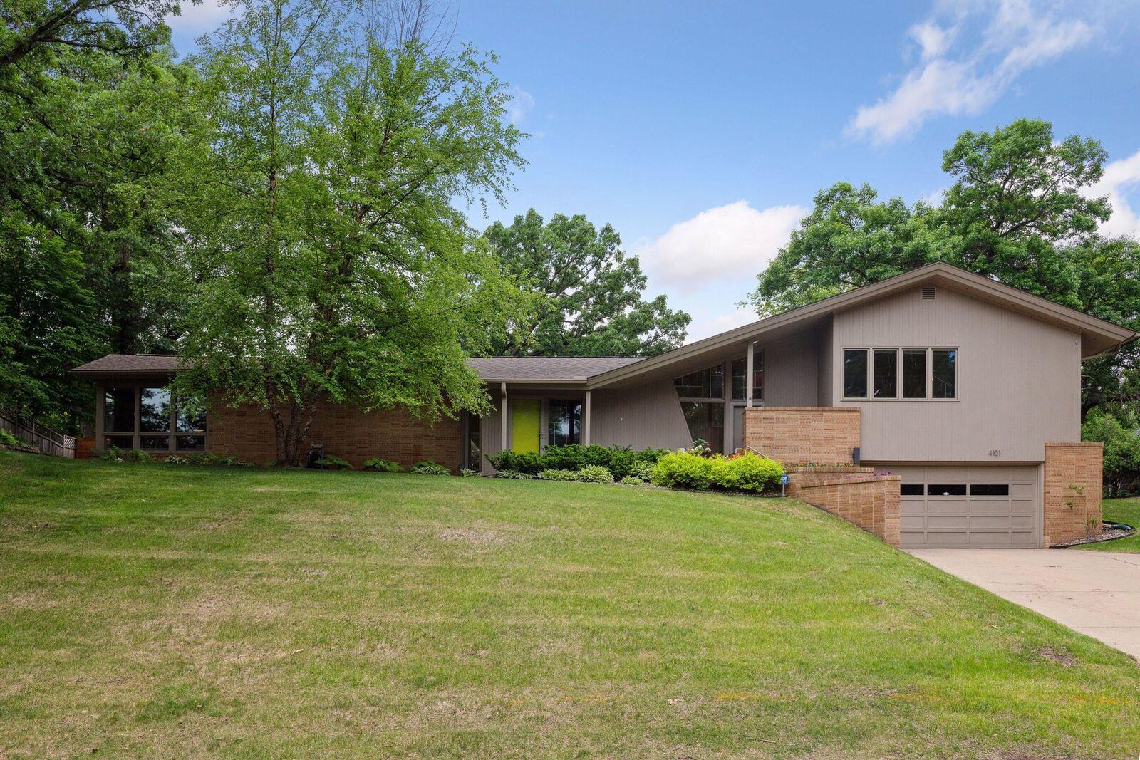 Property Photo:  4101 Cedar Lake Road S  MN 55416 