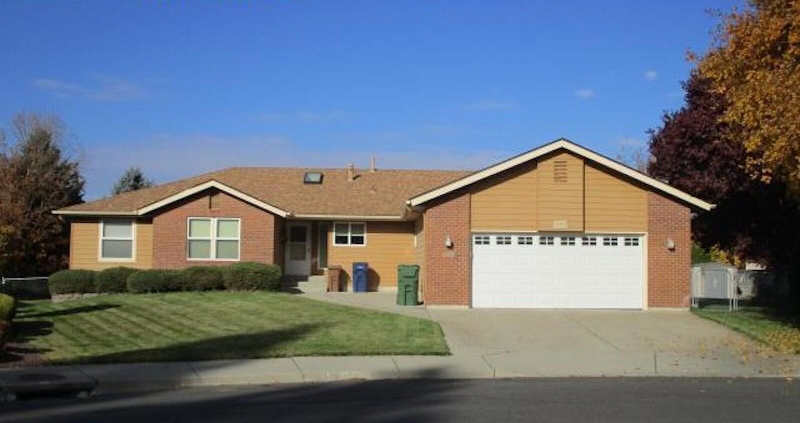 Property Photo: 10521 N Woodridge Ct WA 99208