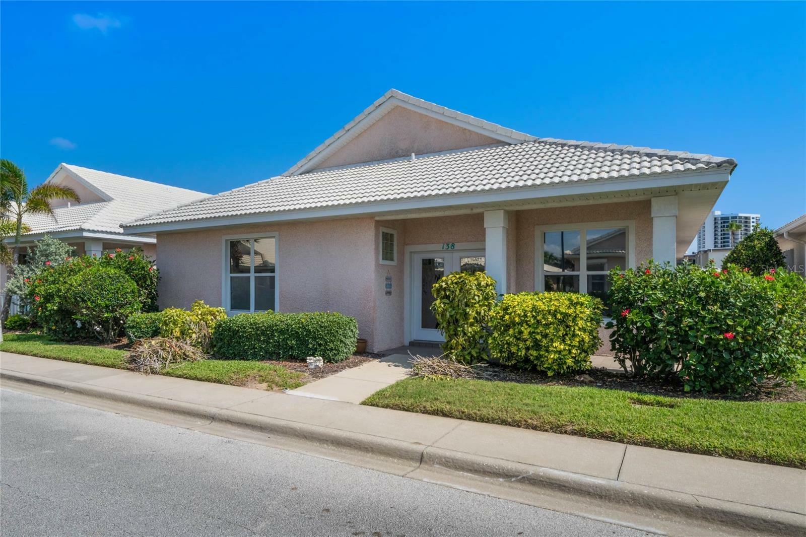 Property Photo:  138 Key Colony Court  FL 32118 