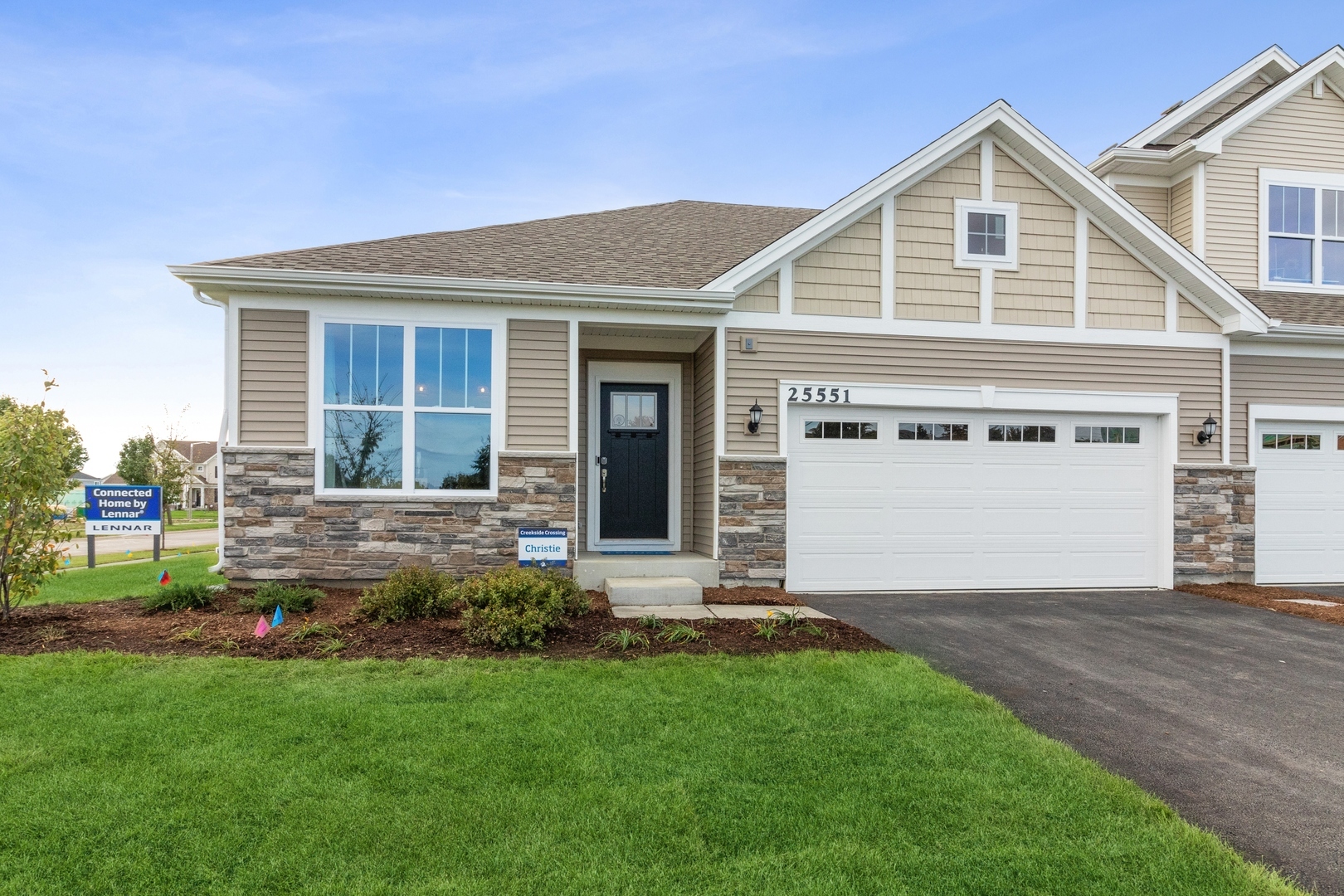 Property Photo: 25552 W Springview Drive IL 60586
