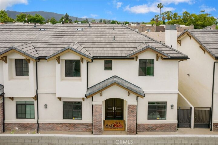 Property Photo:  801 Arcadia Avenue A  CA 91007 