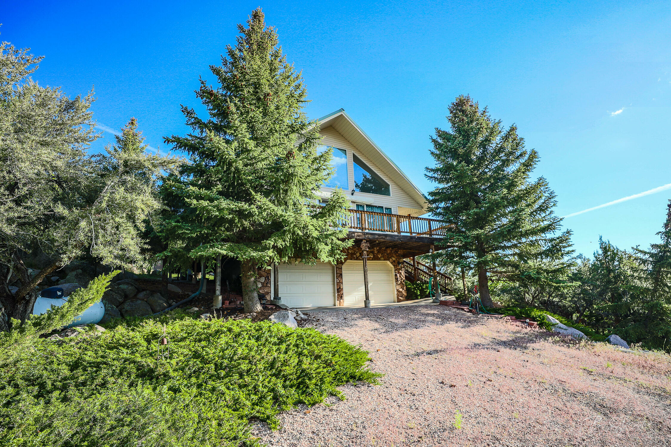 Property Photo:  624 S Oakridge Rd  UT 84781 