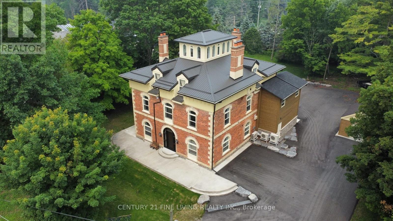Property Photo: 1614 Ridge Road East ON L0L 1T0