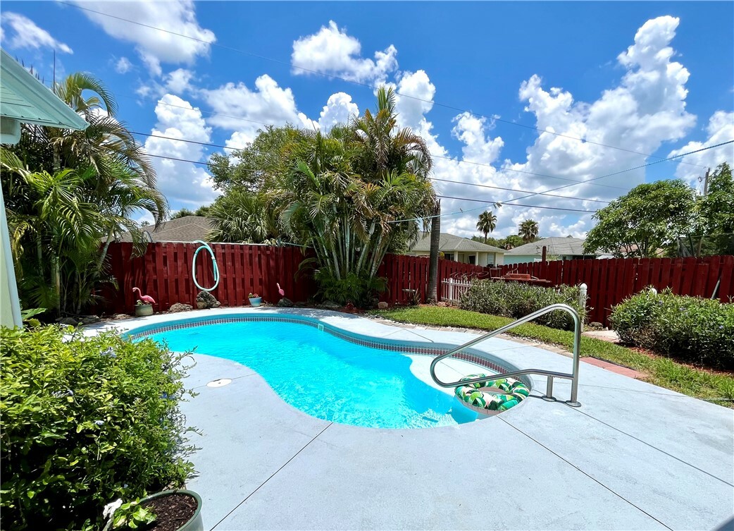 Property Photo:  7976 100th Court  FL 32967 