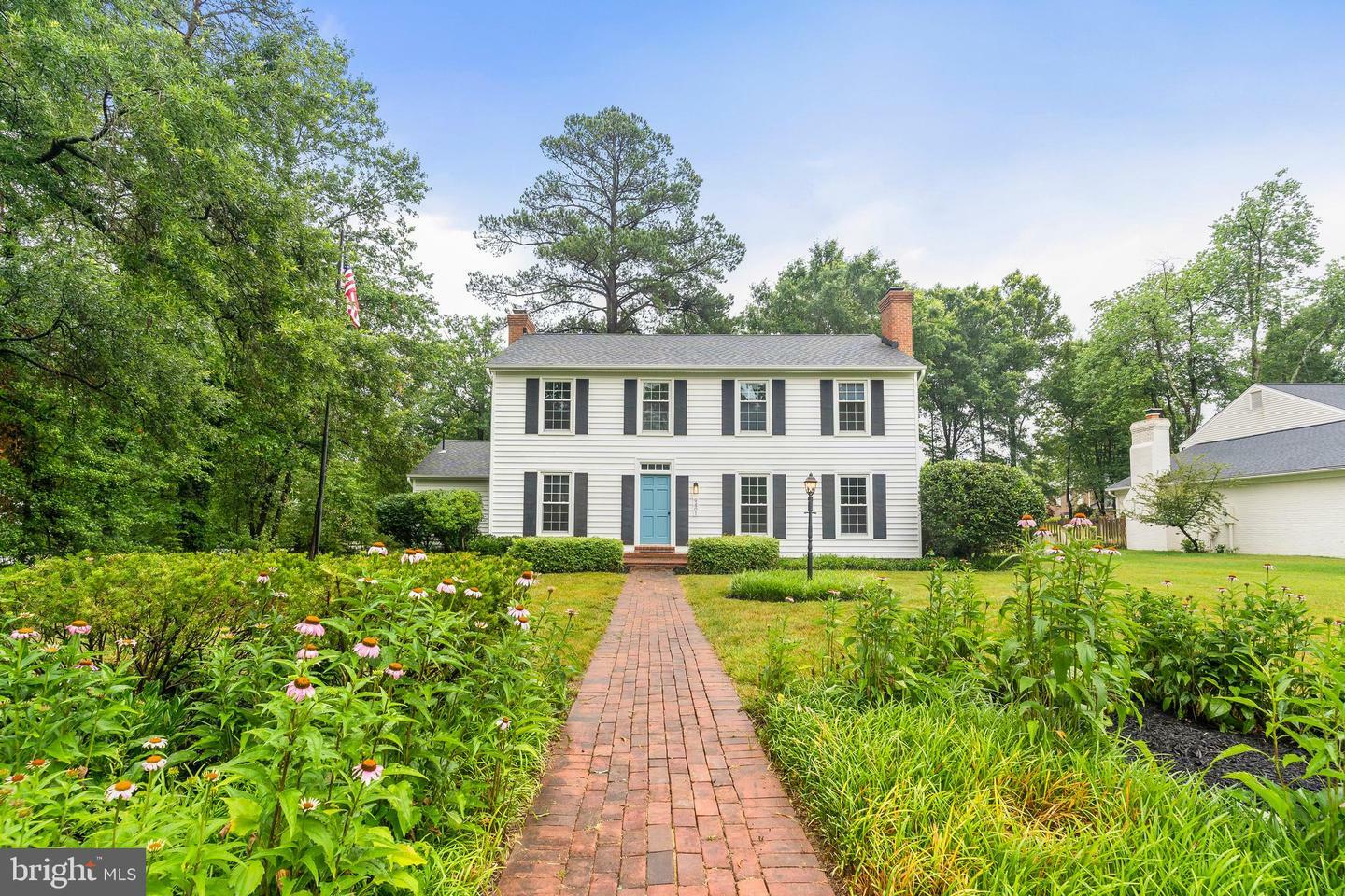 Property Photo:  9401 Ferry Landing Court  VA 22309 