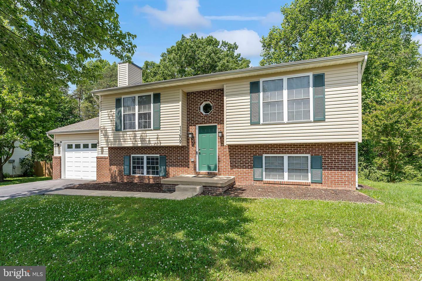 Property Photo:  11409 Woodland View Drive  VA 22407 