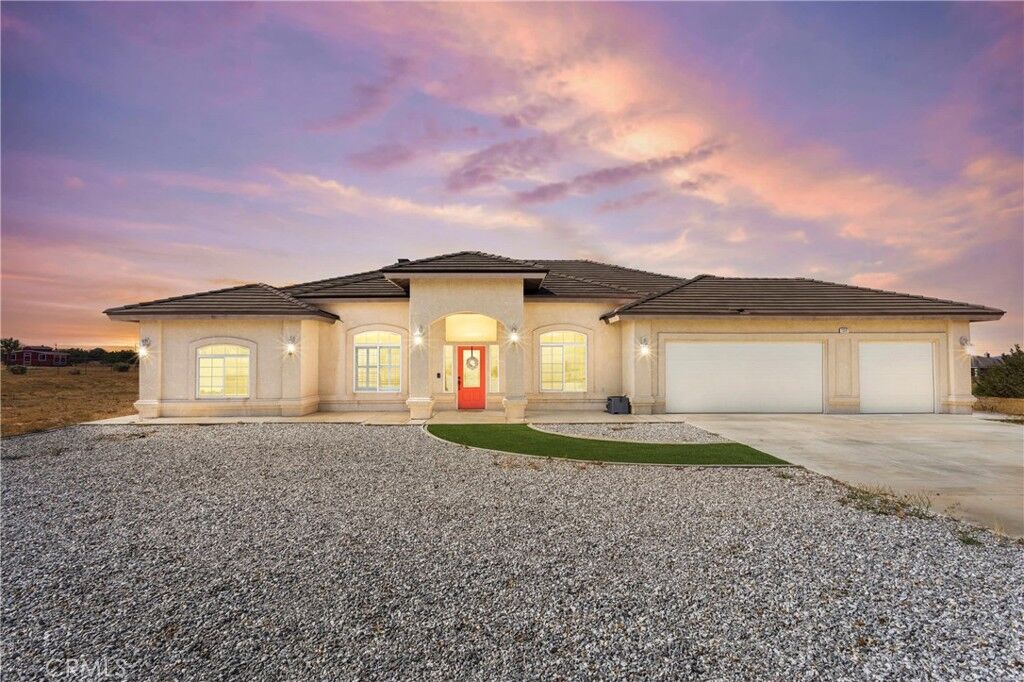 Property Photo: 13082 Larch Street CA 92344