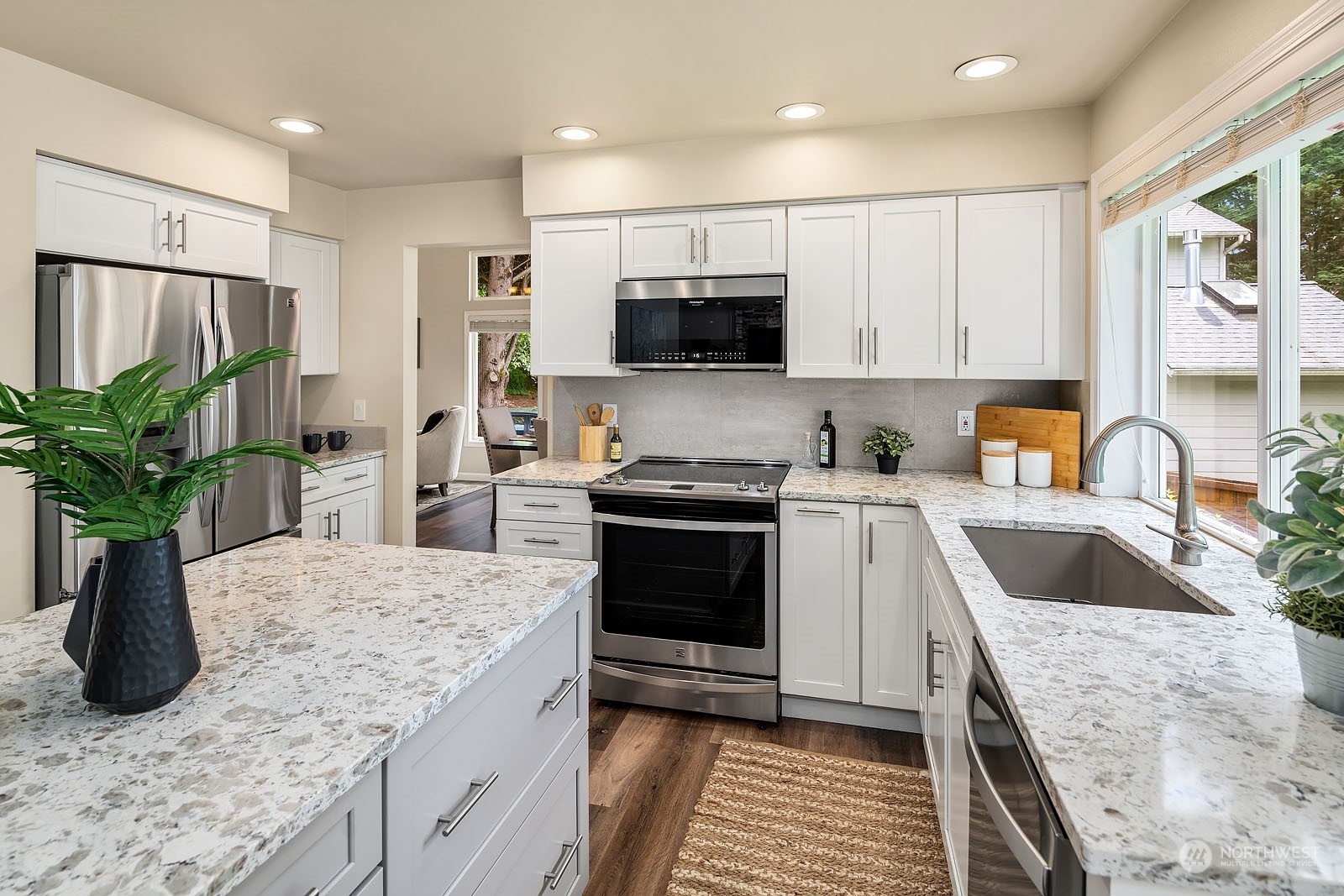 Property Photo:  11905 105th Avenue NE  WA 98034 