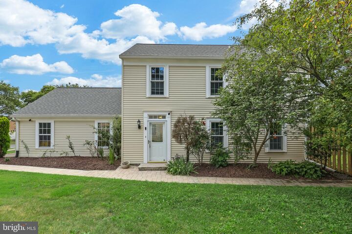 2440 Hyannis Lane  Crofton MD 21114 photo